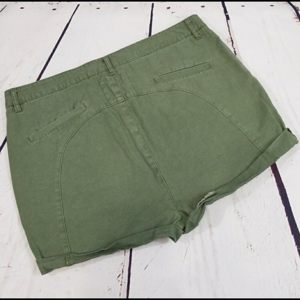 One Teaspoon Capitan Wilde Shorts - Picture 2 of 4